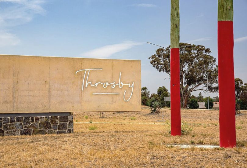 Throsby suburb sign